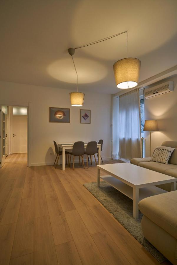 Perfect 10 Apartment เบลเกรด ภายนอก รูปภาพ
